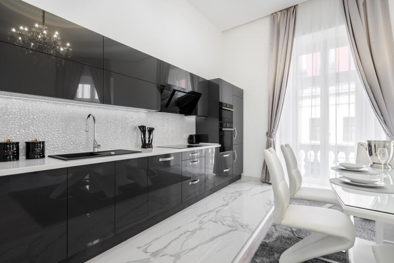 Kiraly 35 Luxury Apartment With Free Parking Budapest Exterior photo